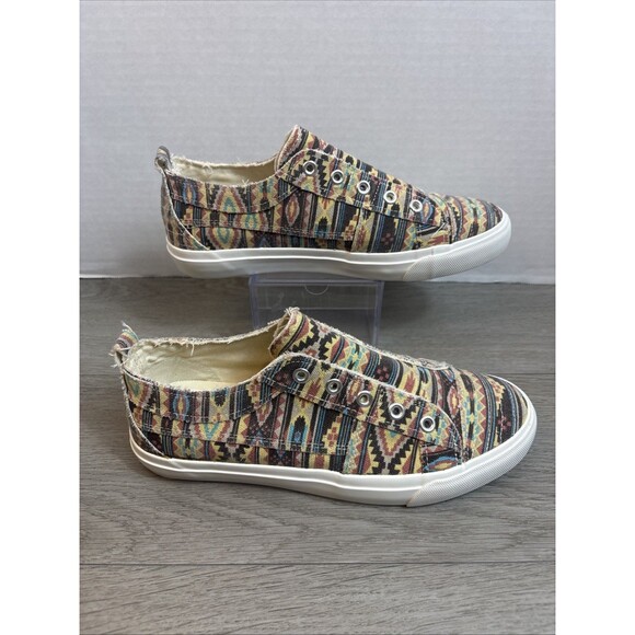Corky's Babalu Woman’s Tennis Shoes Size 8 Slip On  Aztec Boho No Lace Style - Picture 8 of 11